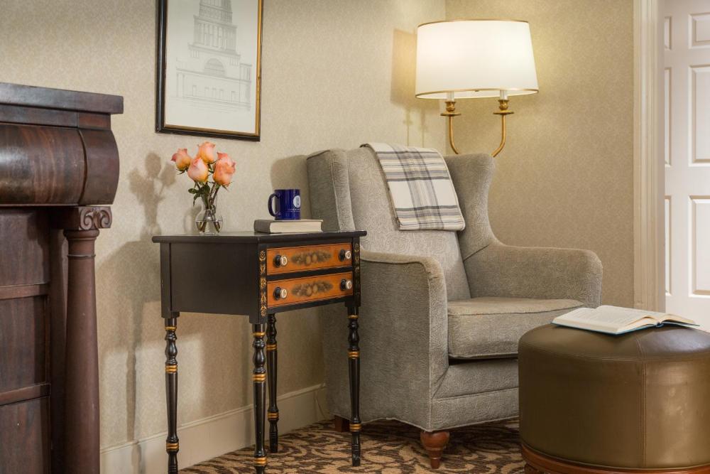 Double Room with Two Double Beds interior